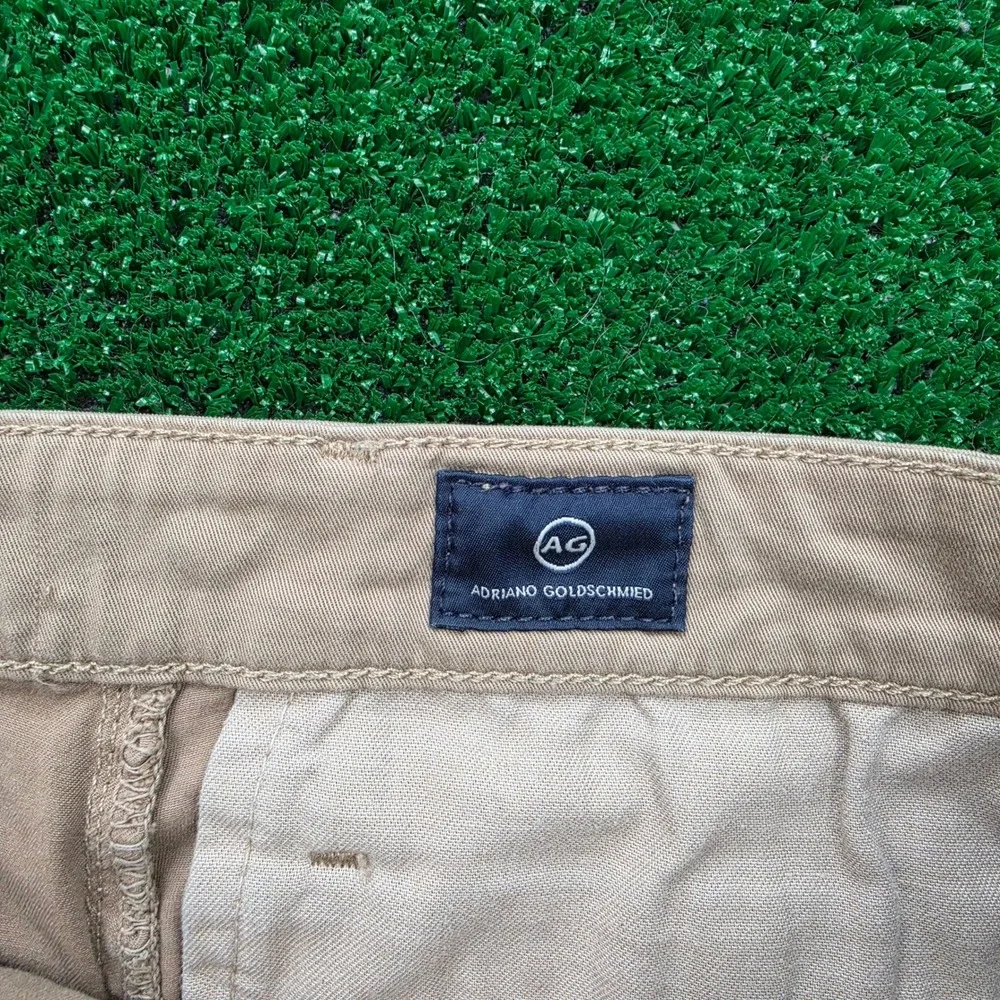 AG Adriano Goldschmied The Griffin Relaxed Shorts Mens 30R Tan Flat Front Preppy